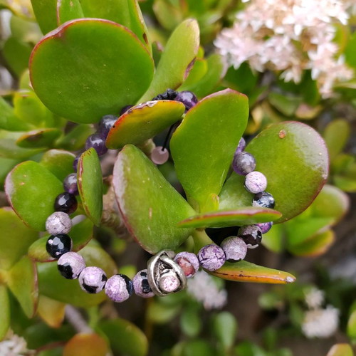 Handmade bracelet with semi-precious stones adjustable size
