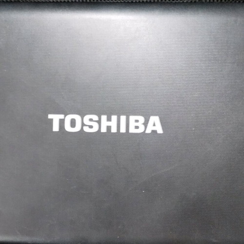Toshiba Satellite C660D laptop used, AMD E-240 1.5GHz, 4GB RAM, 15.6" LED, 120GB SSD