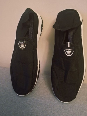 Shoes new, size 43, black