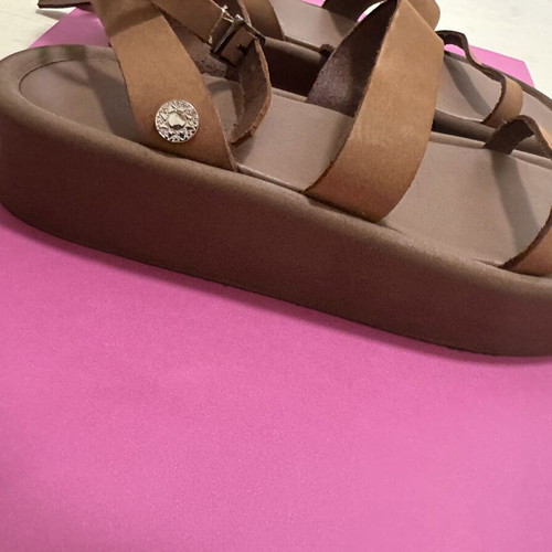 Sandalista women's sandals like new, beige leather, size 37, 4 cm heel