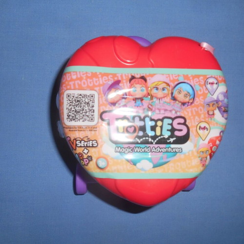 Trotties Magic World Adventures heart-shaped trolley suitcase and mini doll new