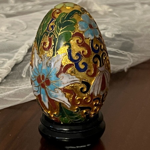 Decorative egg like new