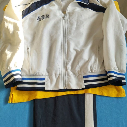Champion and Aquarapid sportswear set like new, pack No 14