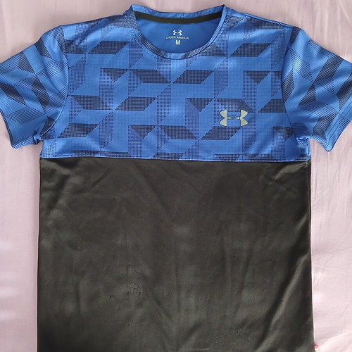 Under Armour short sleeve sports shirt, black and blue, size M