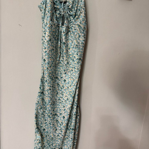 Dress new, size S with adjustable ruching