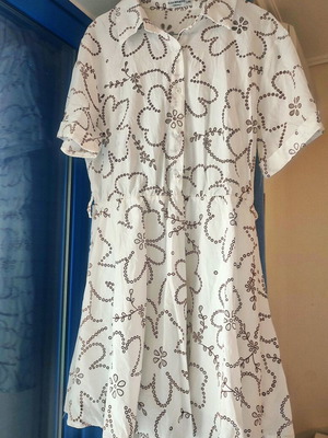 Cotton guipure dress new, short sleeves, beige and brown, size L/XL