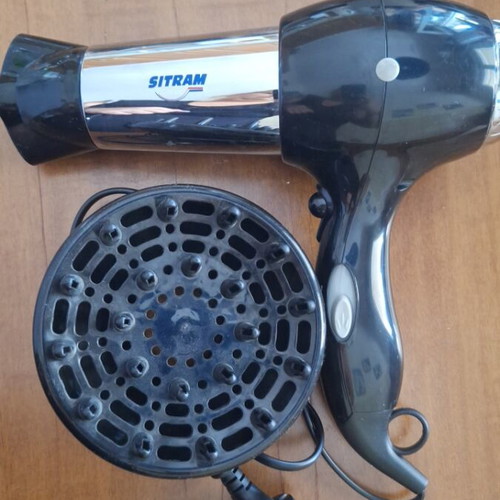 Hairdryer black with diffuser new