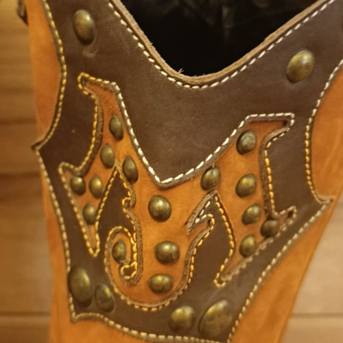 Moschino vintage boots like new, suede brown Western cowboy style