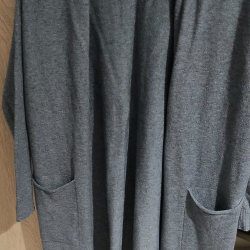 Wool cardigan used in blue, one size