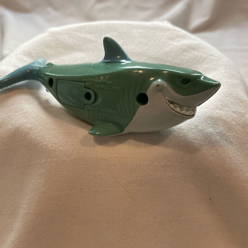 Finding Nemo Bruce the Shark figure used, vintage 2004 collectible