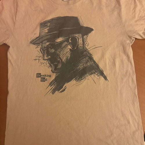 Breaking Bad T shirt rare size small unisex used, beige