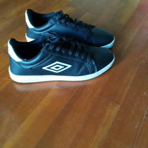 Umbro shoes new, size 45, black casual