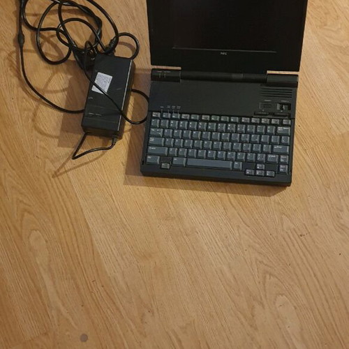 NEC Micro Computer Ultralite 286F like new with case