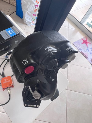VKB Soviet Fighter MCG Pro Grip joystick with Gunfighter Mk.II and base mount like new