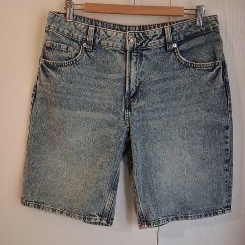 H&M Divided Denim Shorts No 38 like new, light blue wash