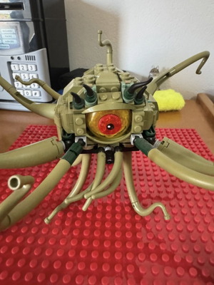 Lego Marvel Gargantos figure