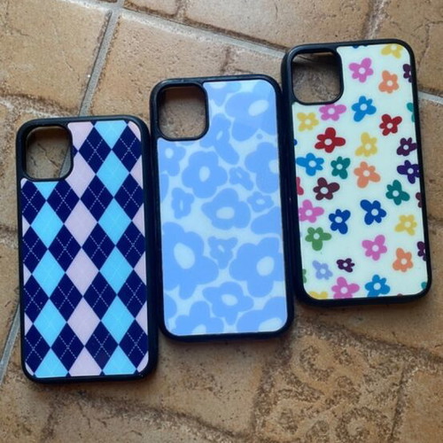 Phone cases for iPhone 11 like new, set of 3 with patterns