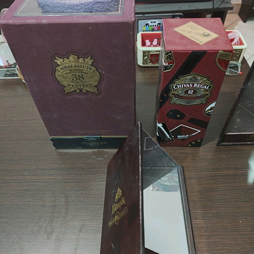 Whisky Collectible Cases used, Chivas and Dimple