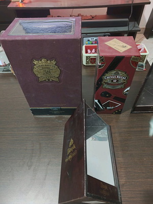 Whisky Collectible Cases used, Chivas and Dimple