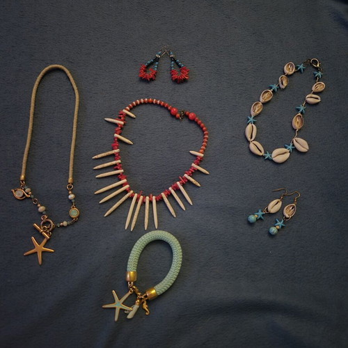 Summer jar jewelry set like new