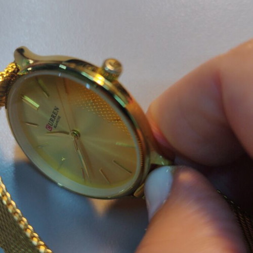 Urren gold wristwatch, 30 mm, adjustable strap