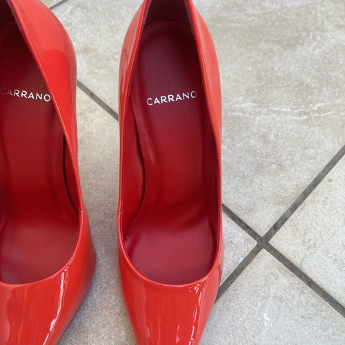 Carrano high-heeled shoes coral red patent leather new