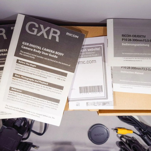 Ricoh GXR + P10 kit 28-300mm with VF-2 LCD Viewfinder, 3 batteries, used