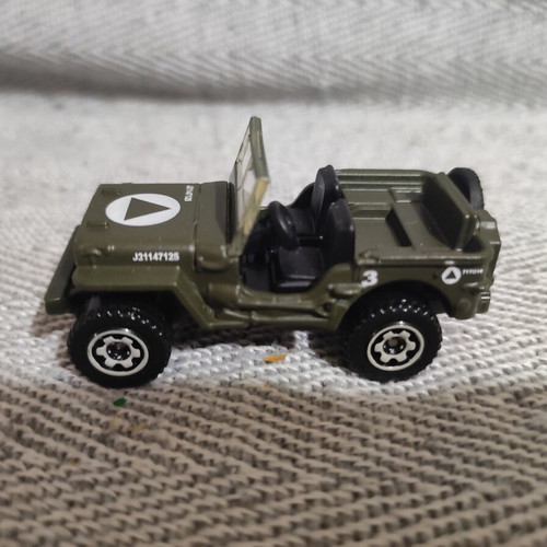 Matchbox toy cars set of 2 used, Jeep Willys