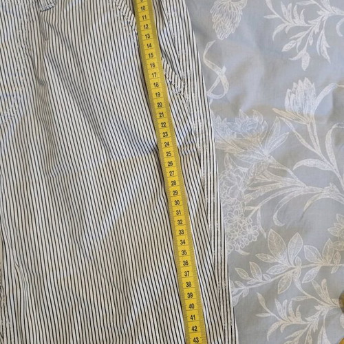 Paco & Co Bermuda shorts like new, 100% cotton, size 28, striped