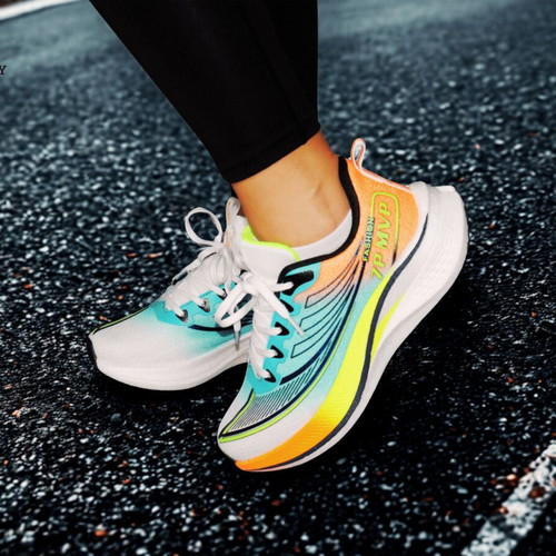 Legendary 7P-MVP athletic shoes new, multicolor, size 39