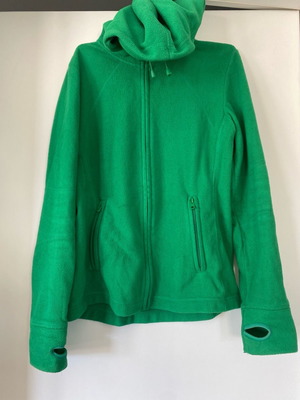 Fleece jacket used, green, size M with thumb holes