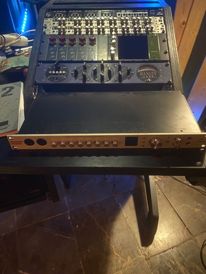 Κάρτα ήχου Antelope Synergy Core 8 σαν καινούργιο, 8 προενισχυτές