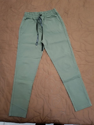 Women's khaki pants size M with elastic waist like new