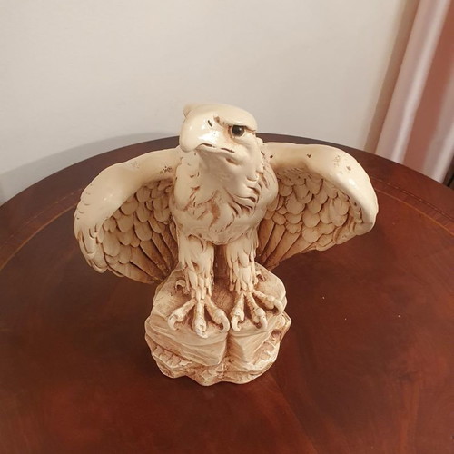 Eagle statue used, height 30cm