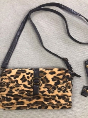 Leopard Crossbody Bag like new with detachable strap