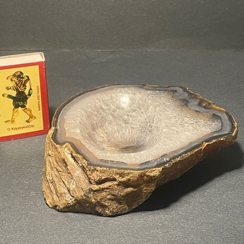Agate Geode Ashtray used with natural translucency