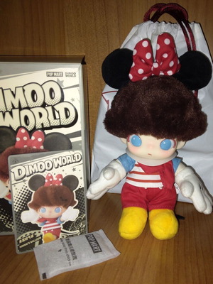 Popmart Dimoo World Minnie’s Balloon plush pendant like new