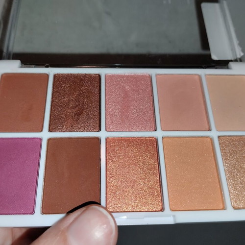 Wet and Wild eyeshadows and Catrice All Over Glow Tint like new