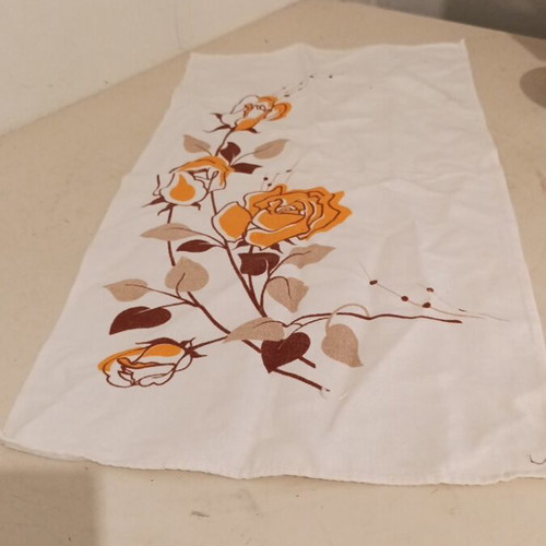 Large kitchen towel like new, 75x40 cm, decorative use
