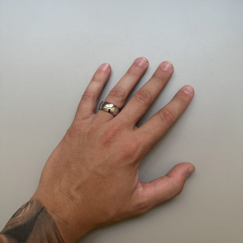 Minimal silver ring like new, classic design
