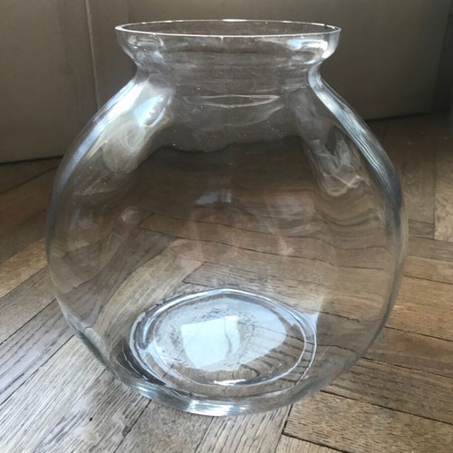 Glass vase retro vintage like new