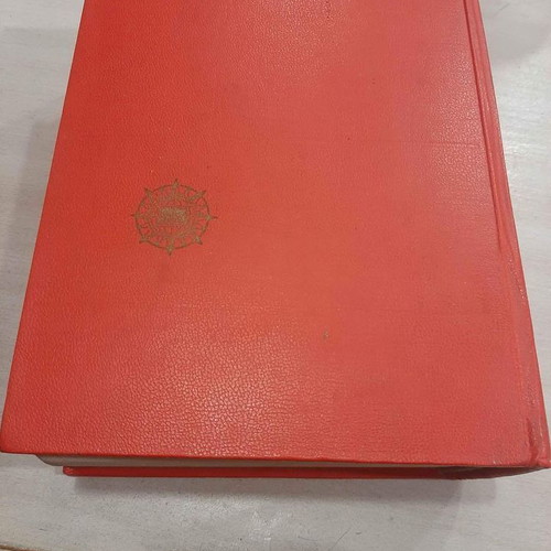 Epitomo Papyros Larous used, epic encyclopedia 1973 edition