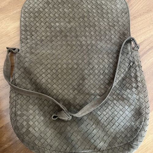 Bottega Veneta suede shoulder bag like new, brown