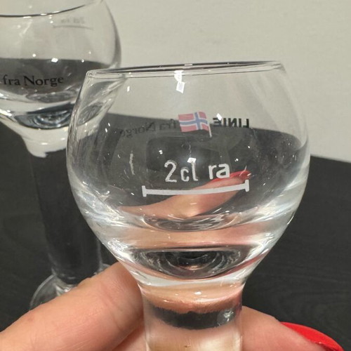 Glasses on stem like new, set of 4 pieces