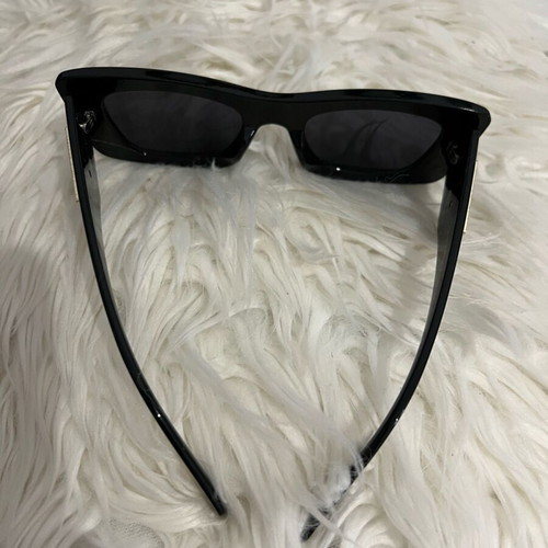 Prada sunglasses black like new
