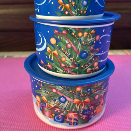 Tupperware Christmas container set like new