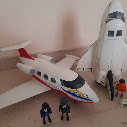 Playmobil 6081 and 6196 used, tourist airplane and space shuttle