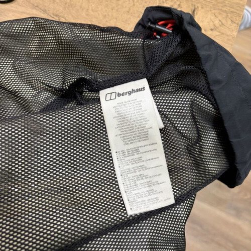 Berghaus GoreTex Stormcloud Waterproof Jacket XXL used, black