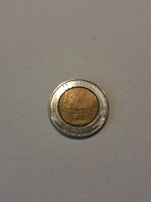 500 Lire bimetallic coin 1987 used