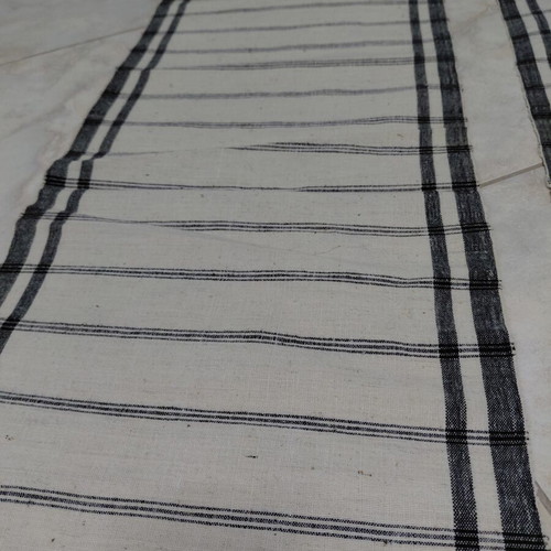 Traditional wool fabrics on loom, new, 1.50m and 36cm pieces
